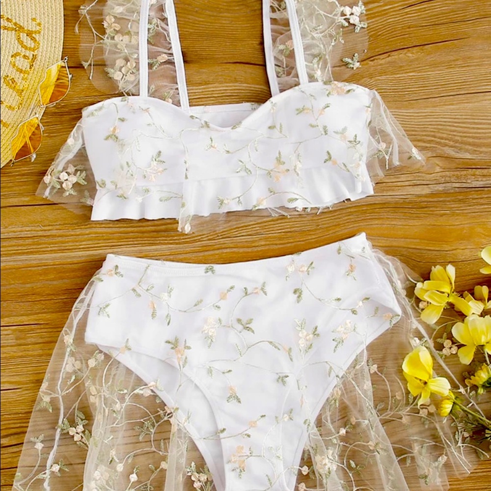 Floral 2 piece swimsuit